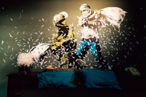 バンクシー　Pillow Fight　画像